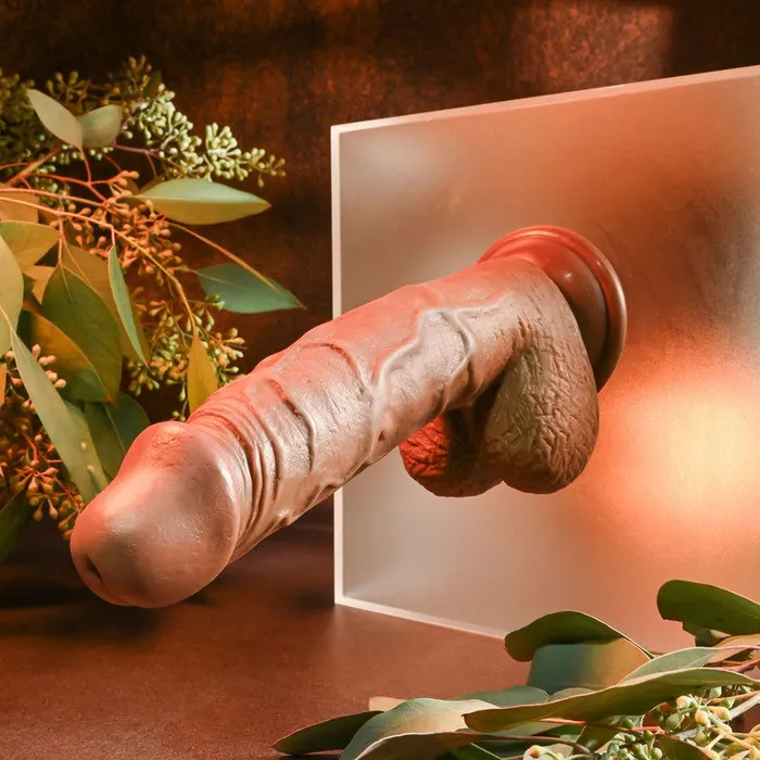 ShhhWndsr Dildos Evolved REALISTIC DILDO 8 DARK 21 cm Dong ShhhWndsr Dildos Evolved REALISTIC DILDO 8 DARK 21 cm Dong